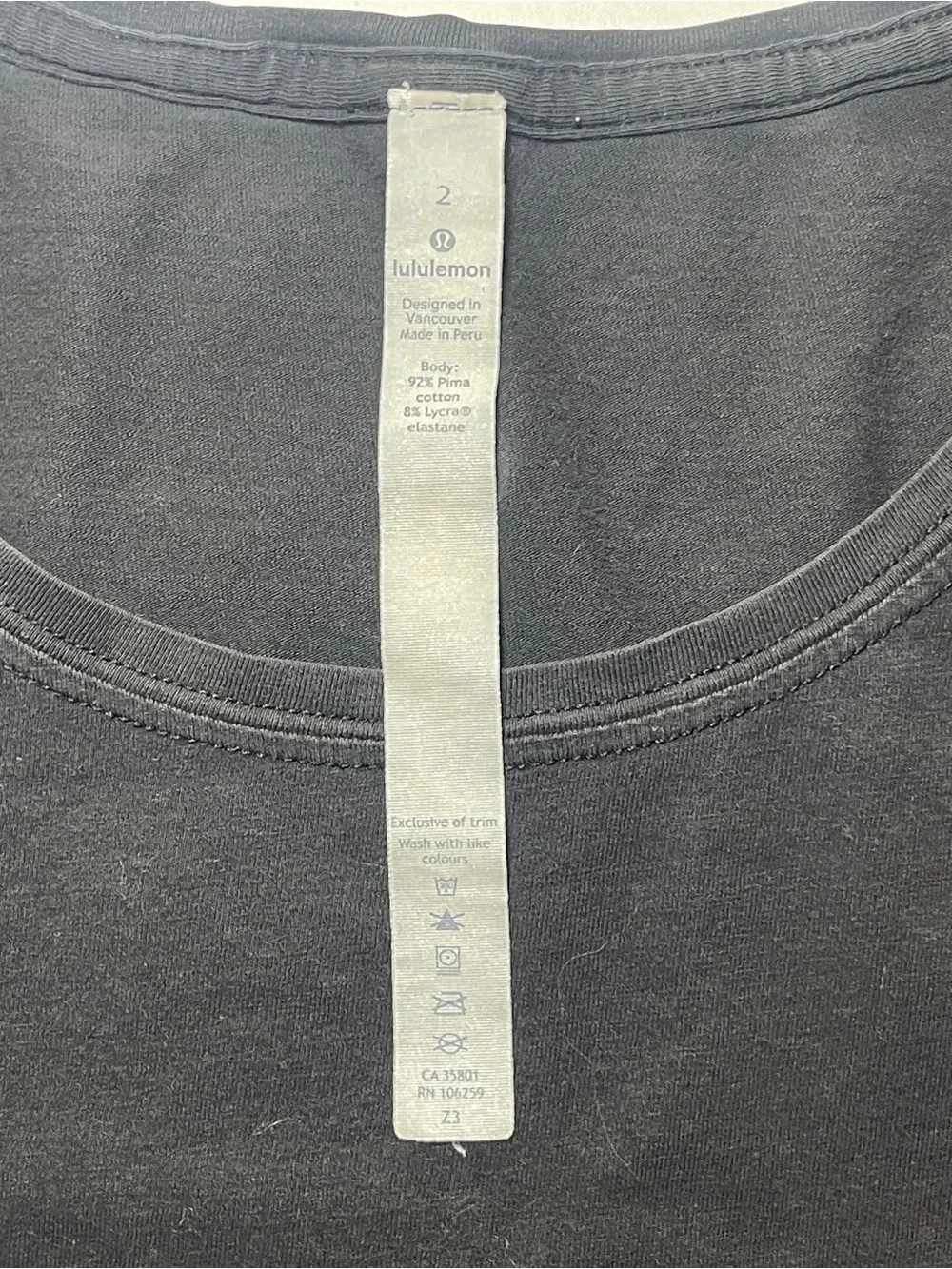 Lululemon Women's Short Sleeve Performance Top Size 2 Black Athletic Activewear